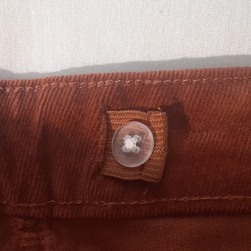 SO Girls Size 16 Corduroy skirt. Burnt‎ Orange, NWOT. Waist sinches to fit.